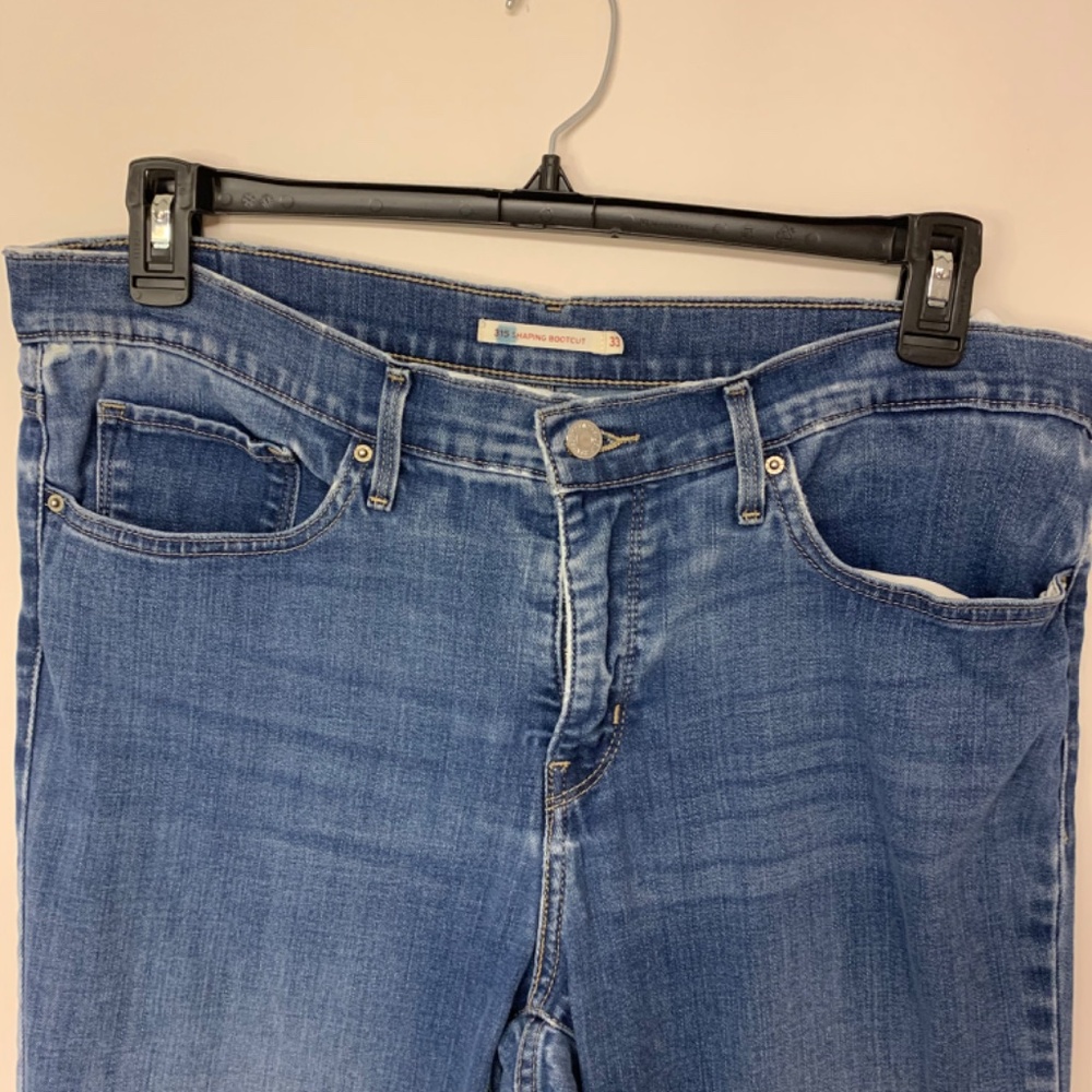 Levi’s 315 Shaping Women’s Bootcut 33x35 Distressed Faded Causal cowgirl western - Picture 2 of 10